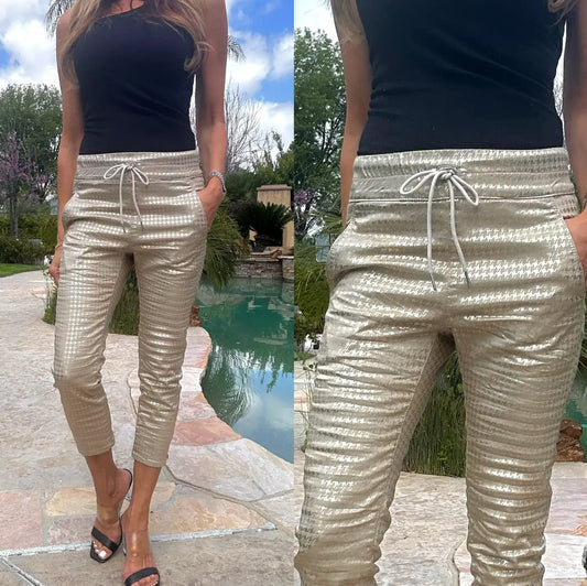 Bevy Flog Pants Bevy Flog - Shely Capri in Gold Checkered