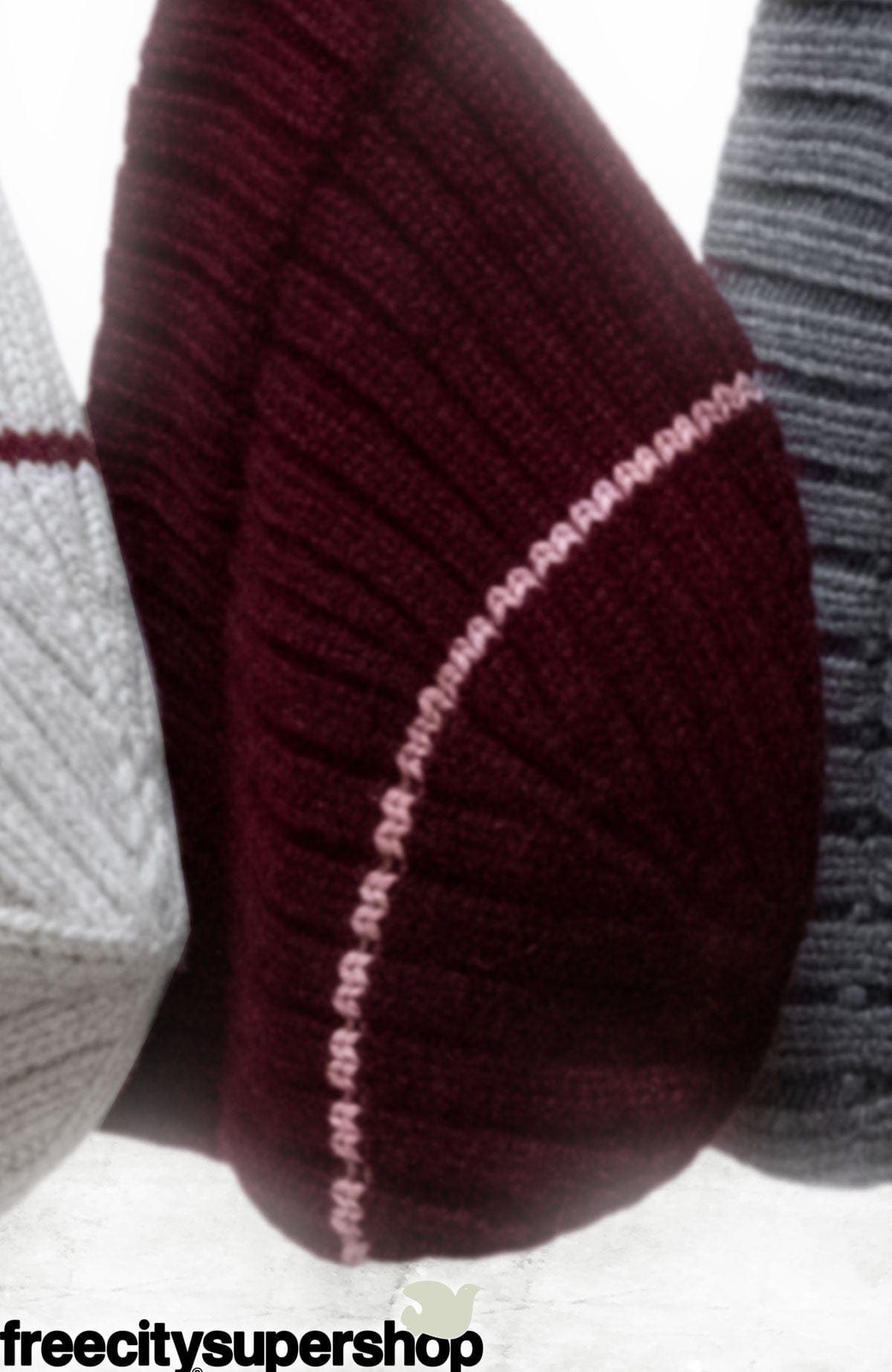 FREECITY Sweaters O/S Freecity - Canyon kid cashmere fatcuff in deeeplove