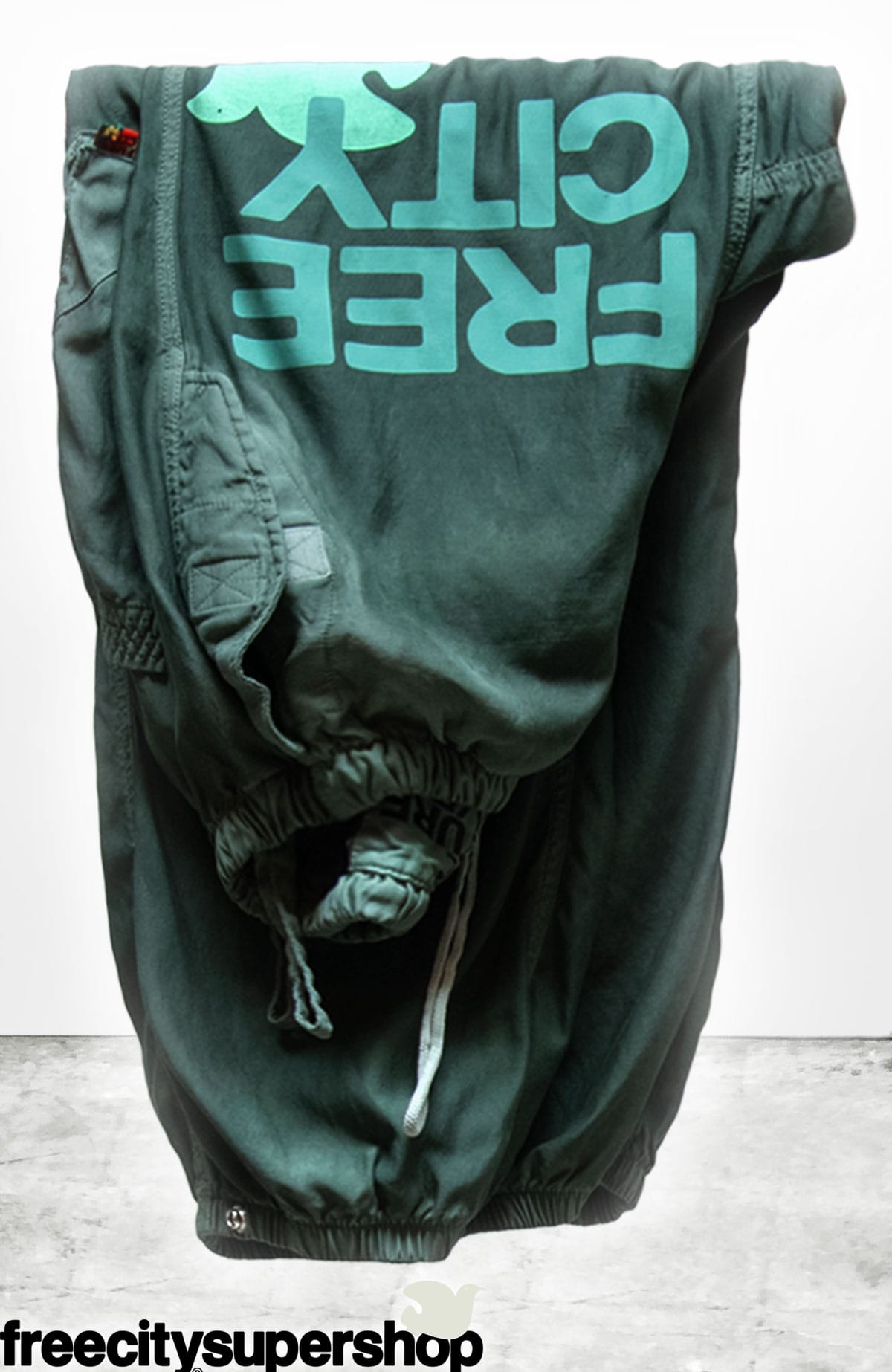 FREECITY Sweatpants Freecity - Flap/Snap Satin Airjump pant in Eatgreen