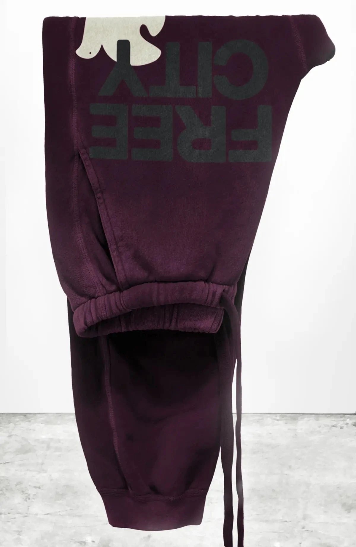 FREECITY Sweatpants Freecity - Superfluff Pocket Lux sweatpant - Eggplant