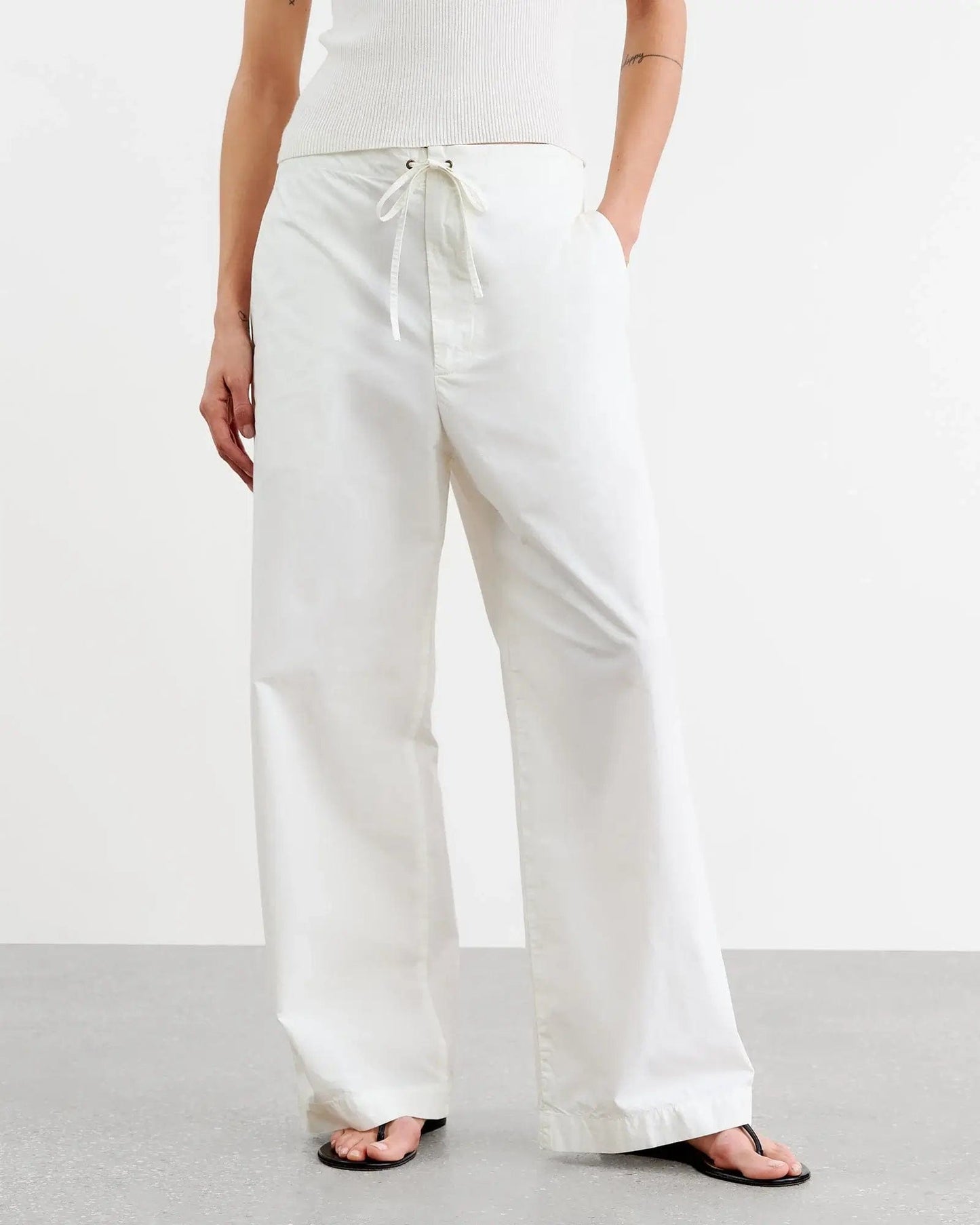 Nili Lotan Pants M Nili Lotan - Kai Pant in White