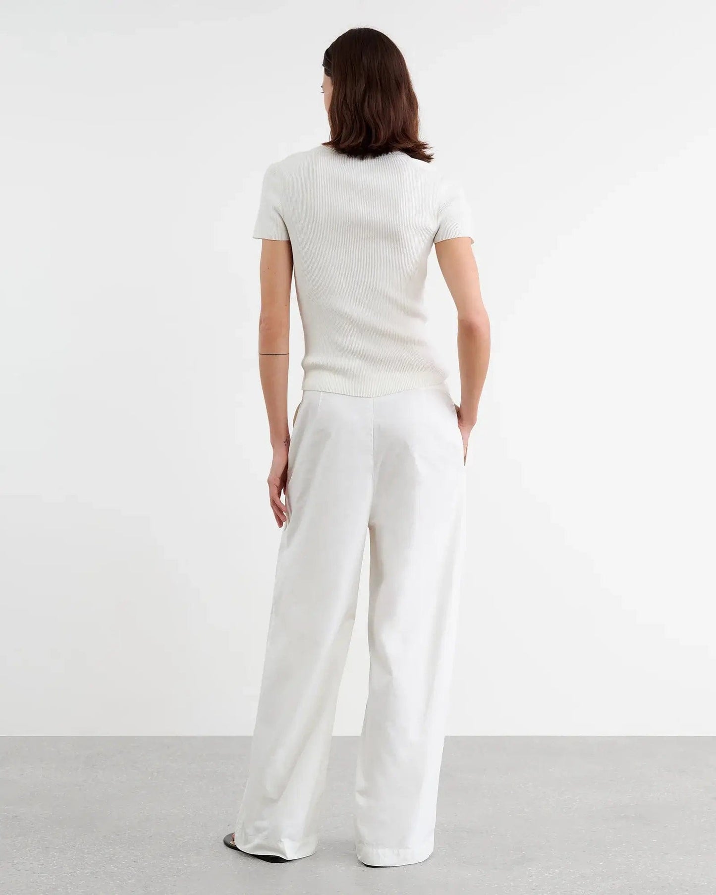Nili Lotan Pants M Nili Lotan - Kai Pant in White