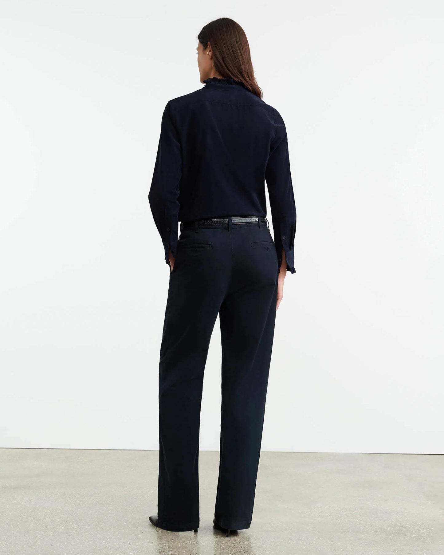 Nili Lotan Pants Nili Lotan - Anna Pant in midnight