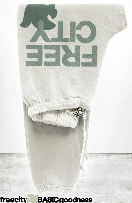 FREECITY Sweaters Freecity - Large Sweatpant in Creamy cactus