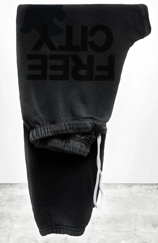 FREECITY Sweatpants Freecity - Sweatpant in Volcano