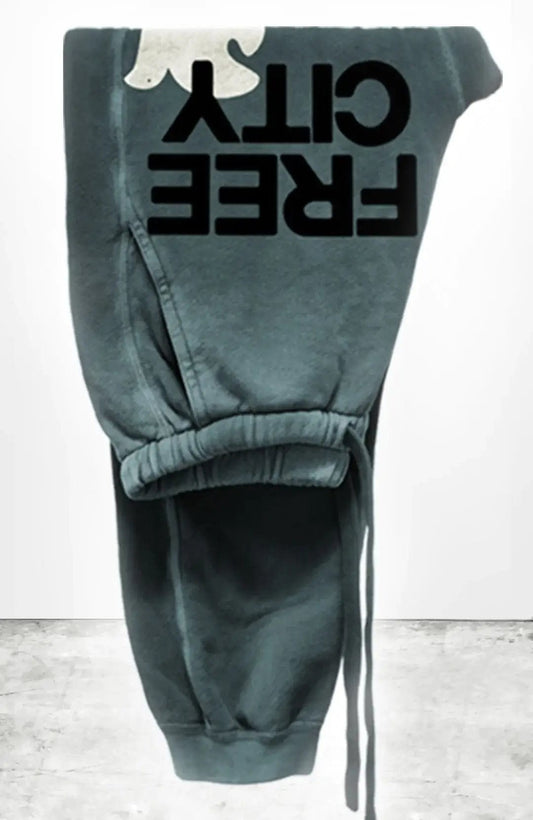 FREECITY Sweatpants FREECITYLARGE SUNFADES pocket sweatpant - SURPLUS GREEN/CREAM