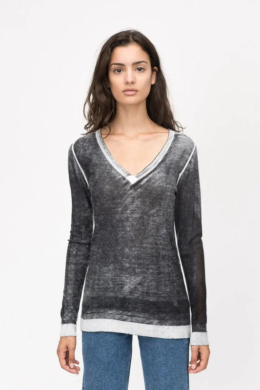 Kokun Sweaters Kokun - Overdyed V-Neck in Black