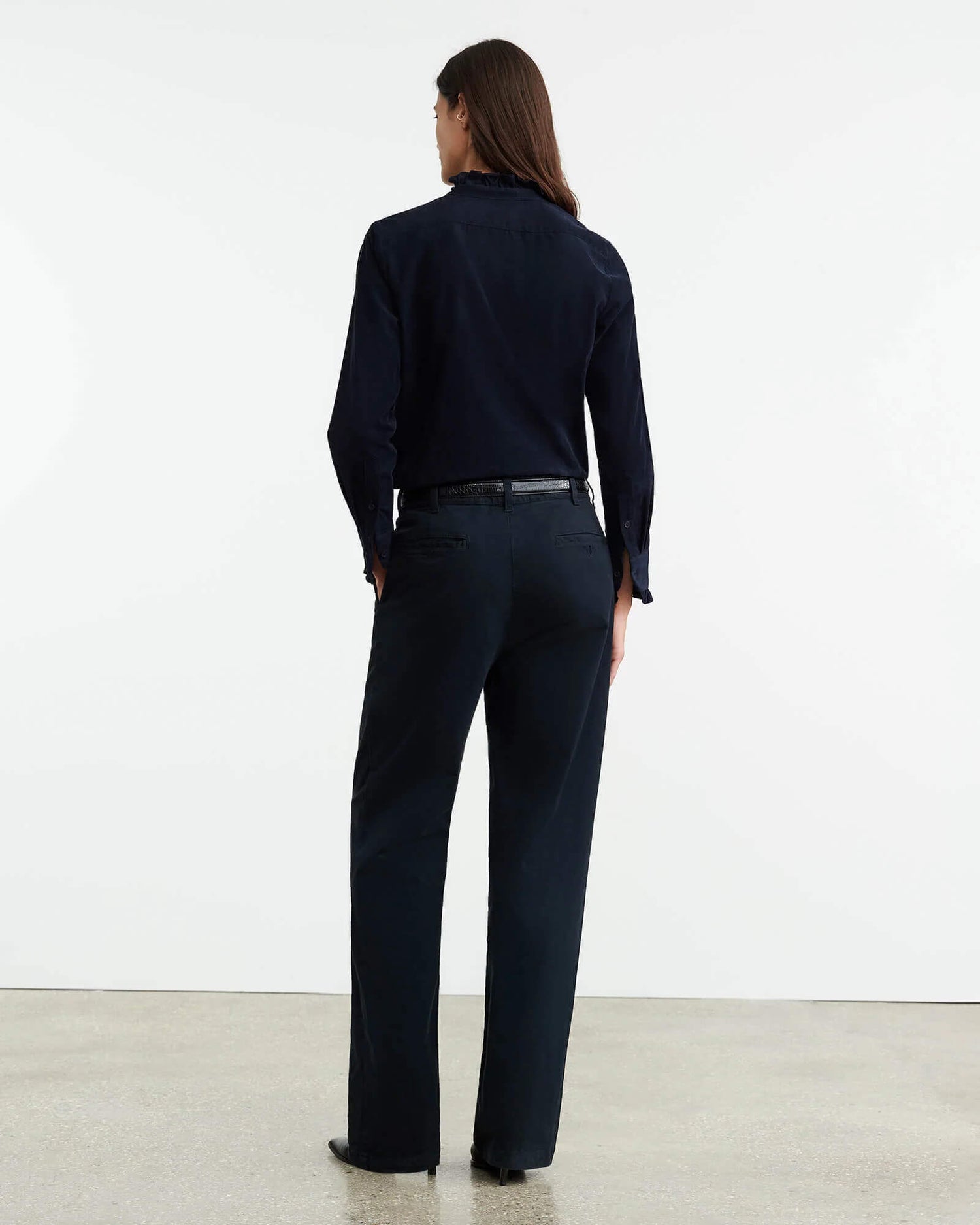 Nili Lotan Pants Nili Lotan - Anna Pant in midnight