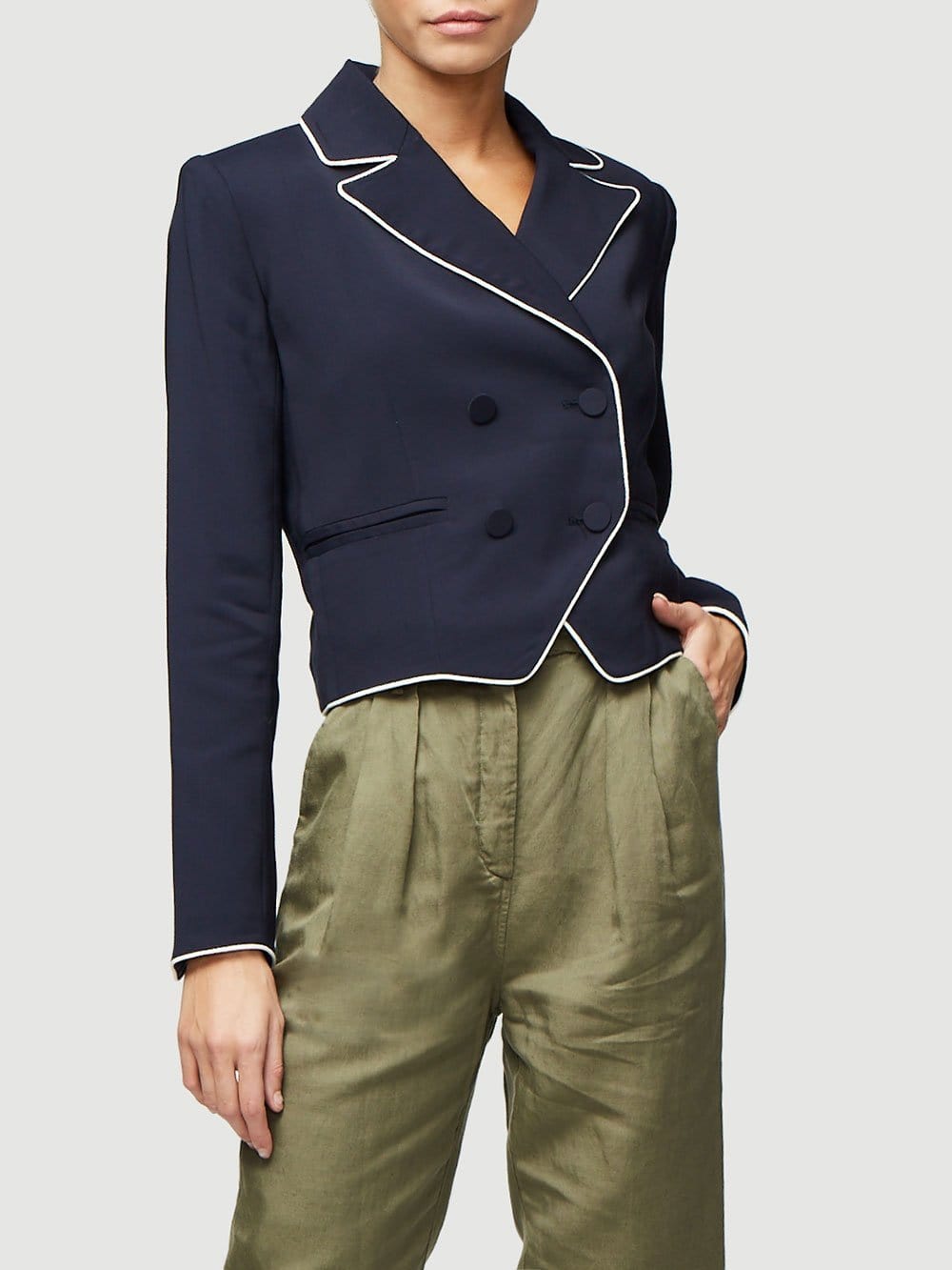 Frame Piped Cropped Blazer in Navy